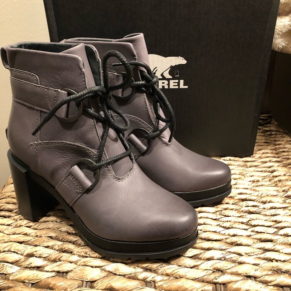 sorel margo lace boot